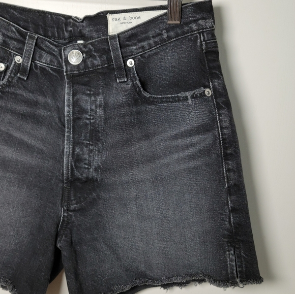 Rag & Bone Vintage Cut-Off Distressed Denim Shorts Size 27 - Picture 2 of 13